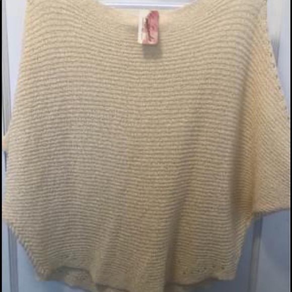 Off the shoulder top - Picture 2 of 3